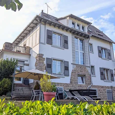 D'hotes Les Ecrins Πανσιόν 3*
