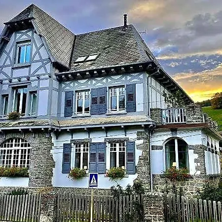 D'hotes Les Ecrins Πανσιόν
